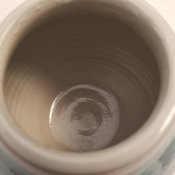 studio art pottery vase signed Bare Hands clay Works. Trees Blue & White - Picture 5 of 8